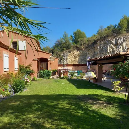 D'hote Chez Mam's Bed & Breakfast