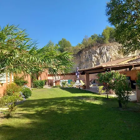 D'hote Chez Mam's Bed & Breakfast