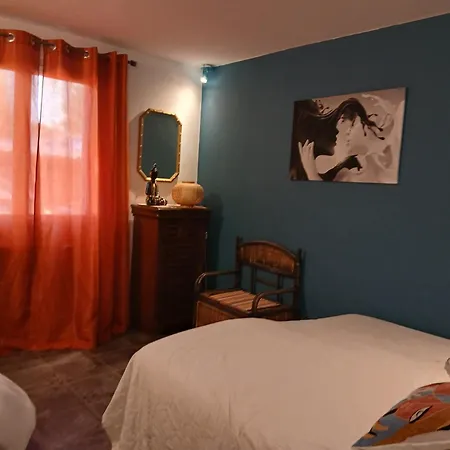 D'hote Chez Mam's Bed & Breakfast 3*